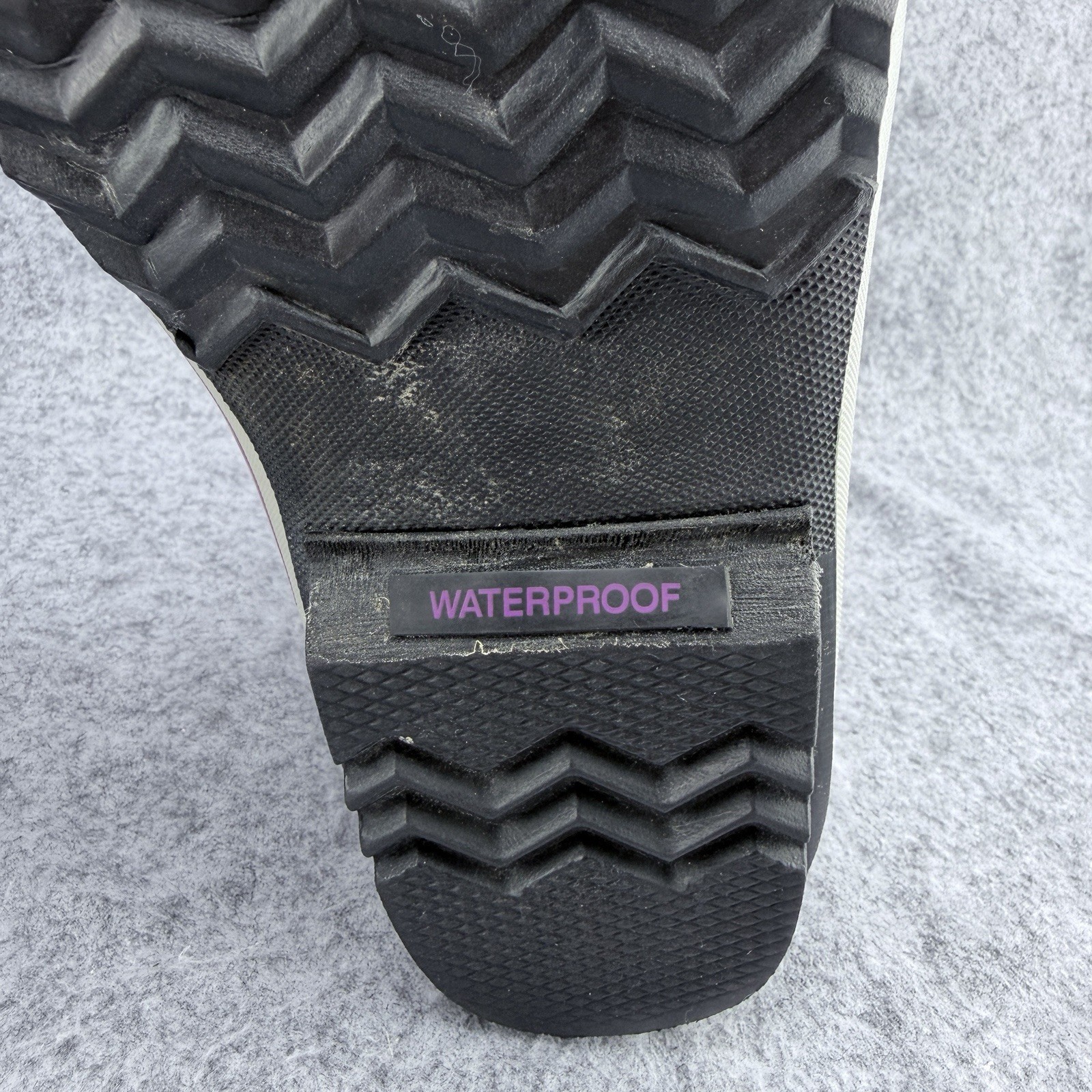 Sorel Waterproof Faux Fur Adjustable Lined Boot Women’s Size 5 Purple NY1879-562