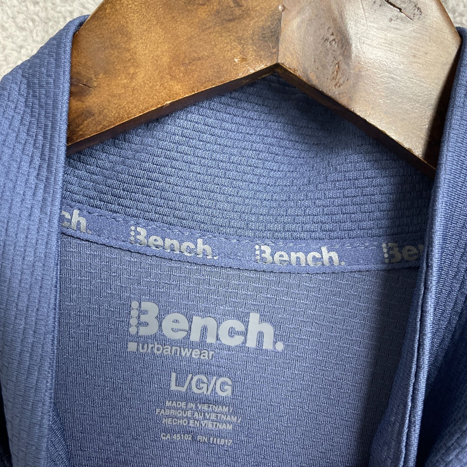 NEW Bench Men’s L Blue Full-Zip Mock neck Quick Dry Sweatshirt