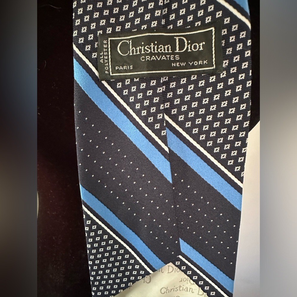 Dior tie