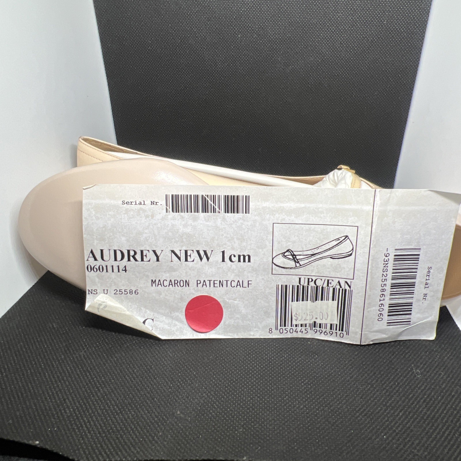 salvatore ferragamo Audrey 1cm flats Size 6