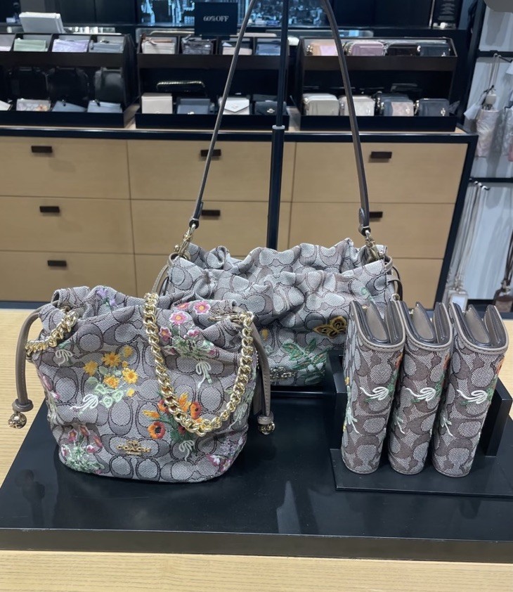 NWT CDZ02 COACH Faye Shoulder Bag In Signature Jacquard With Floral Embroidery