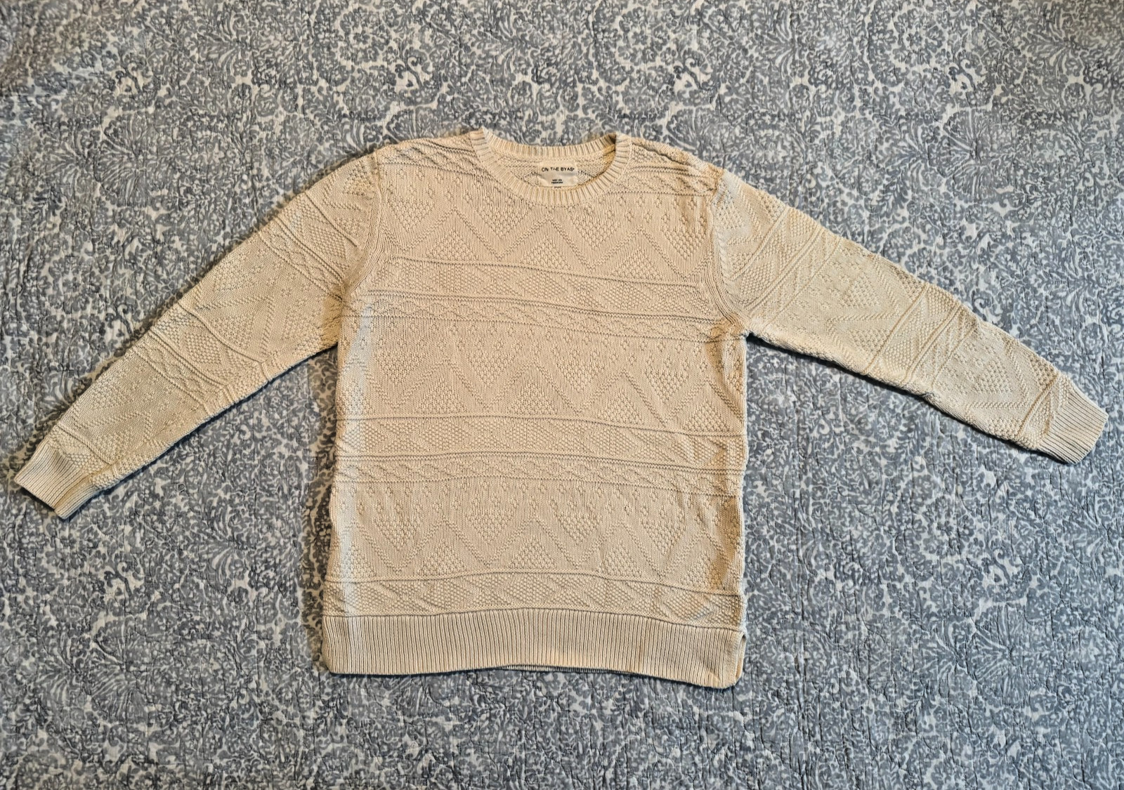 Men’s Medium Textured Knit Sweater Cream Off White Long Sleeve