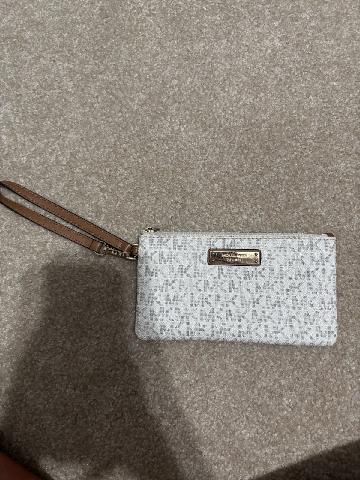 Michael Kors Women’s Logo Zip Wristlet Wallet Wrist Strap Credit Card Beige