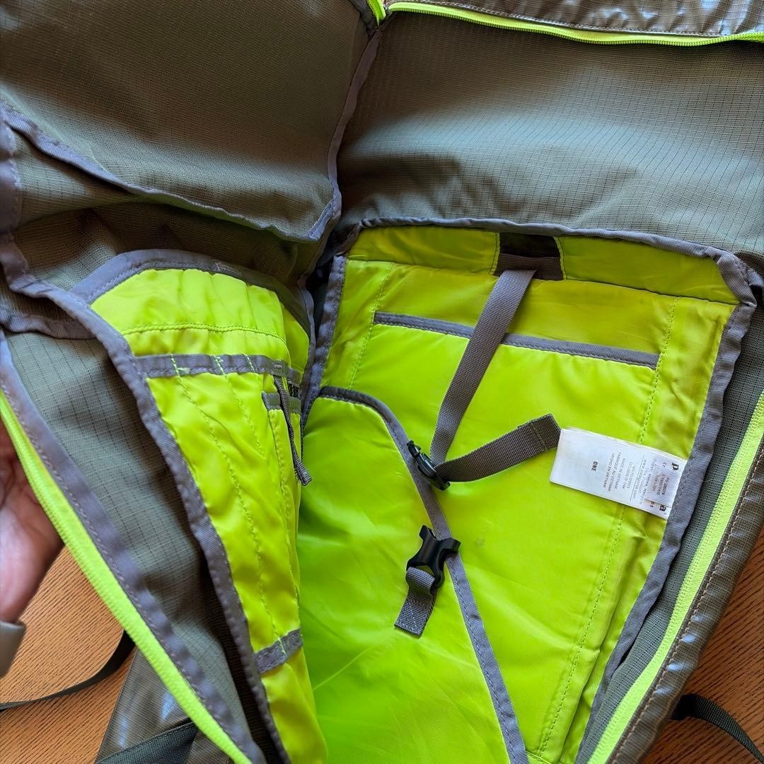 PATAGONIA Black Hole Pack 49331 US 19.7×13.0in Green Durable Backpack Used Japan