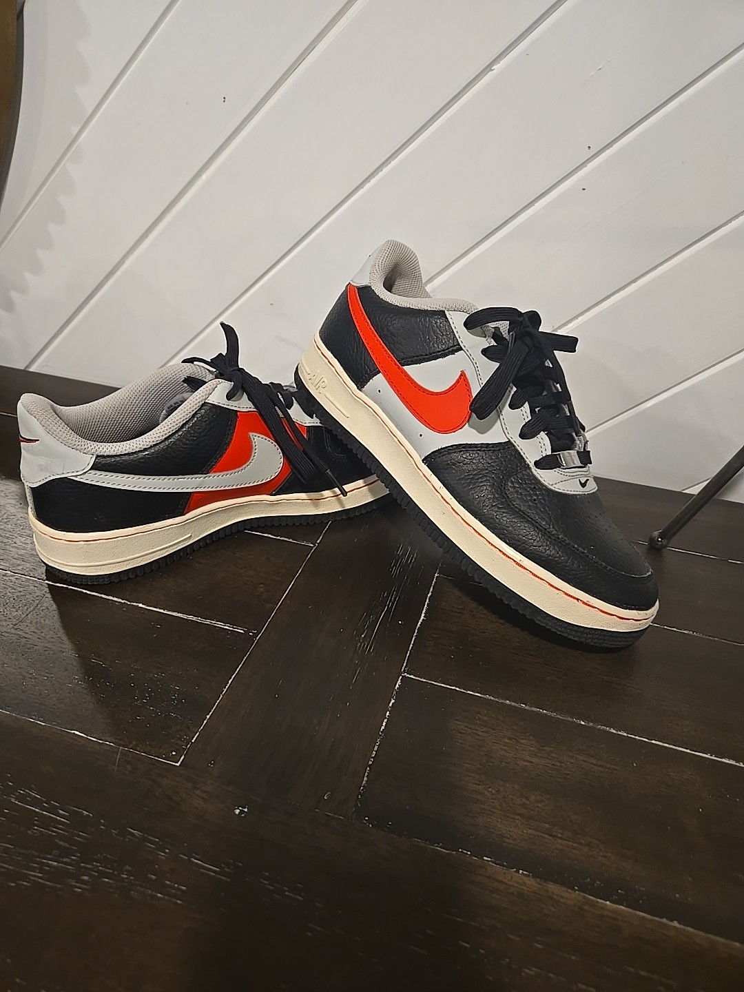 Nike Air Force 1 Low LV8 Black NBA 75th Trail Blazers Youth Size 7Y DJ9993-001