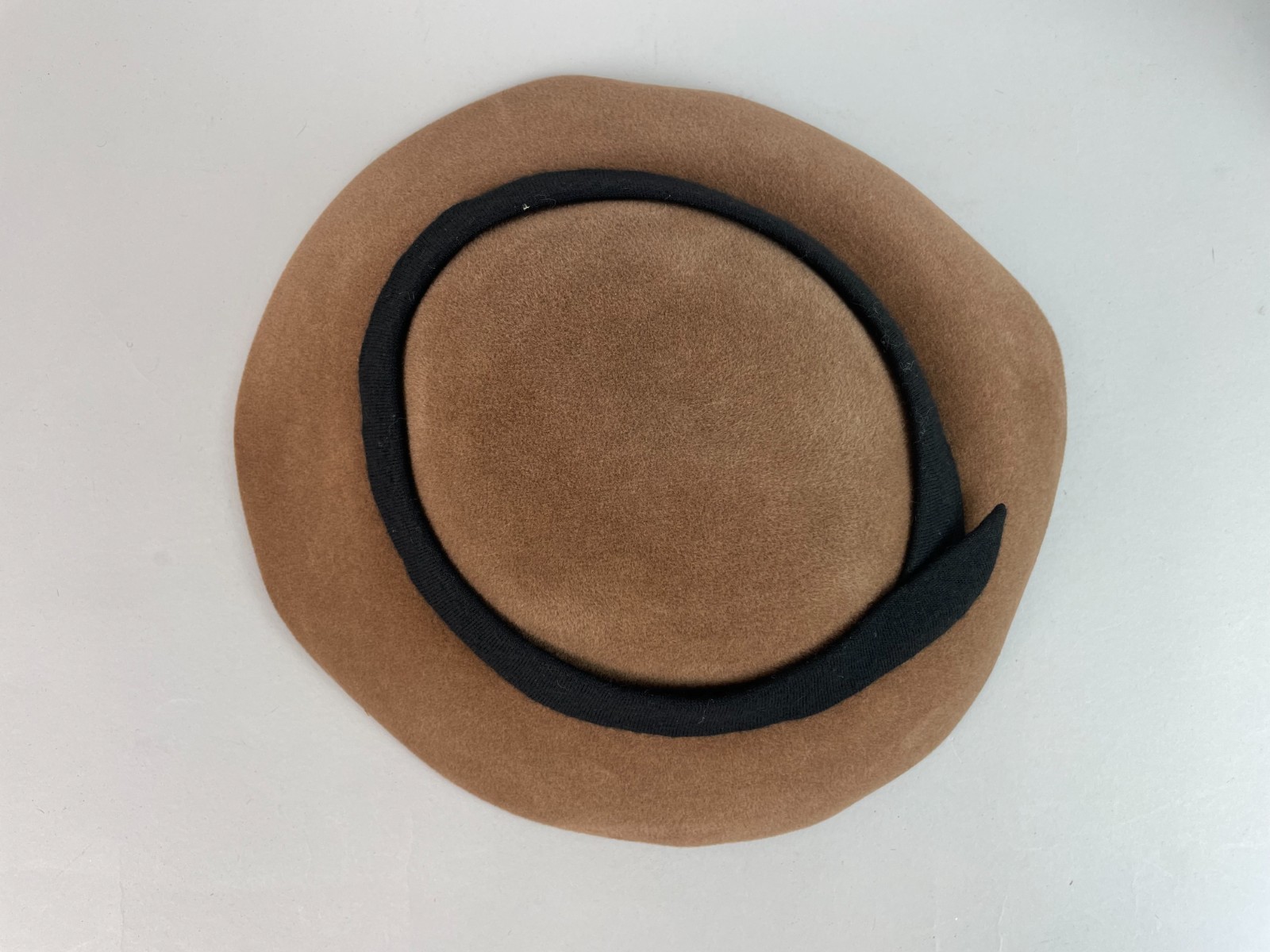Vintage 50s MIROLOUR ITALY John Frederick’s wool felt hat with Ribbon 20.75 Band