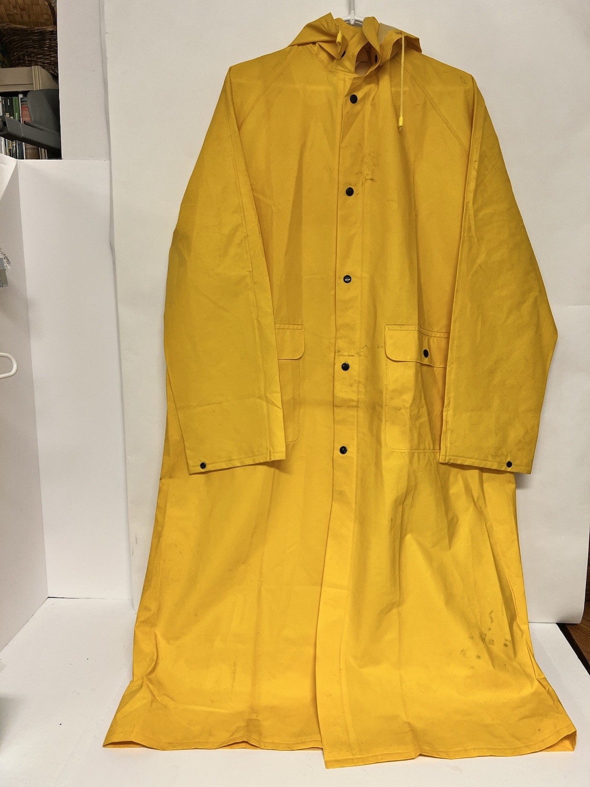 River City Yellow Raincoat XL Style 200C Hooded Waterproof PVC Work Fishing Coat