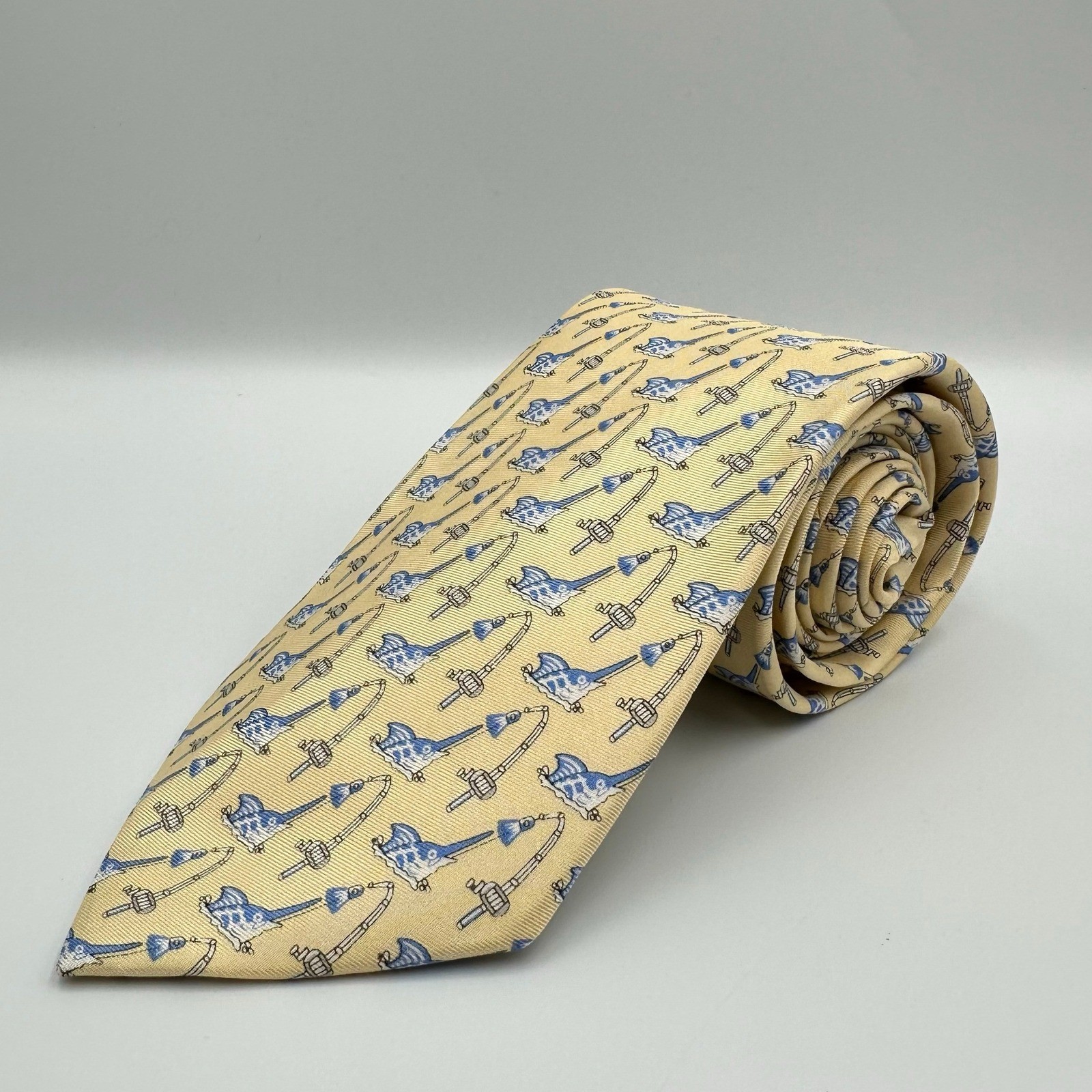 Southern Tide Mens Silk Tie Yellow Marlin Fishing Rod Novelty Print 3.25in
