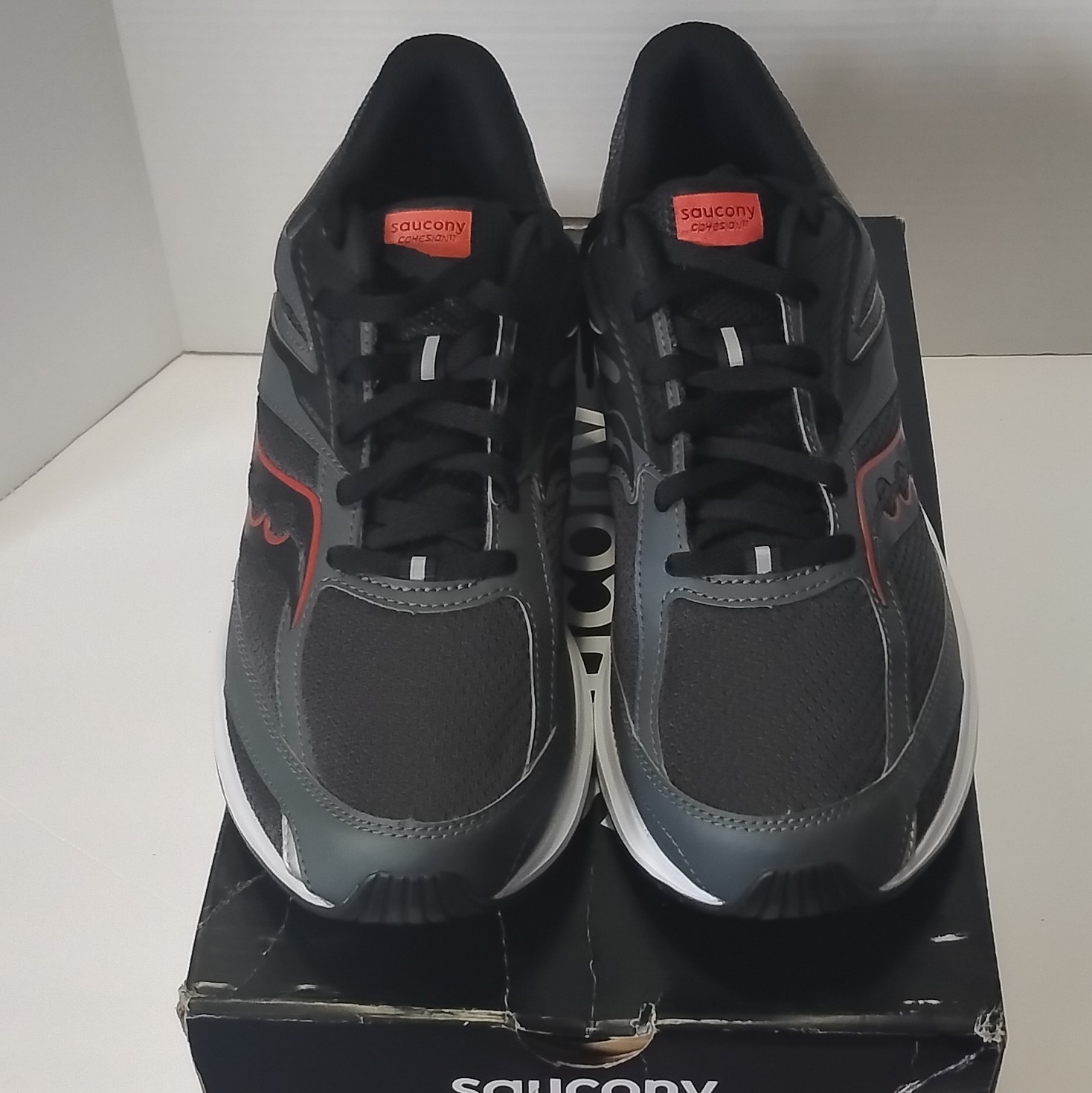 Saucony Mens Cohesion 17 “Shadow Red” 4E Wide Sneakers S20944-101 Size 12