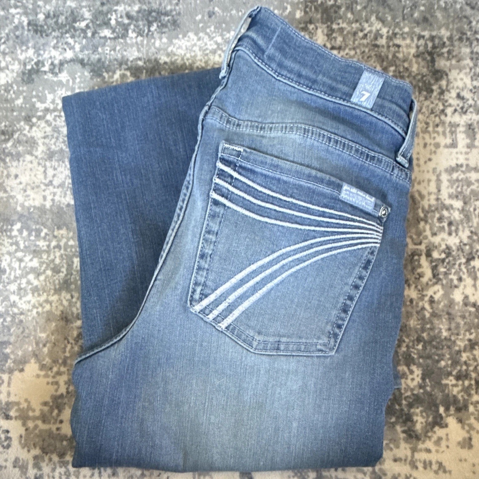 7 For All Mankind Women’s Dojo. Inseam 31
