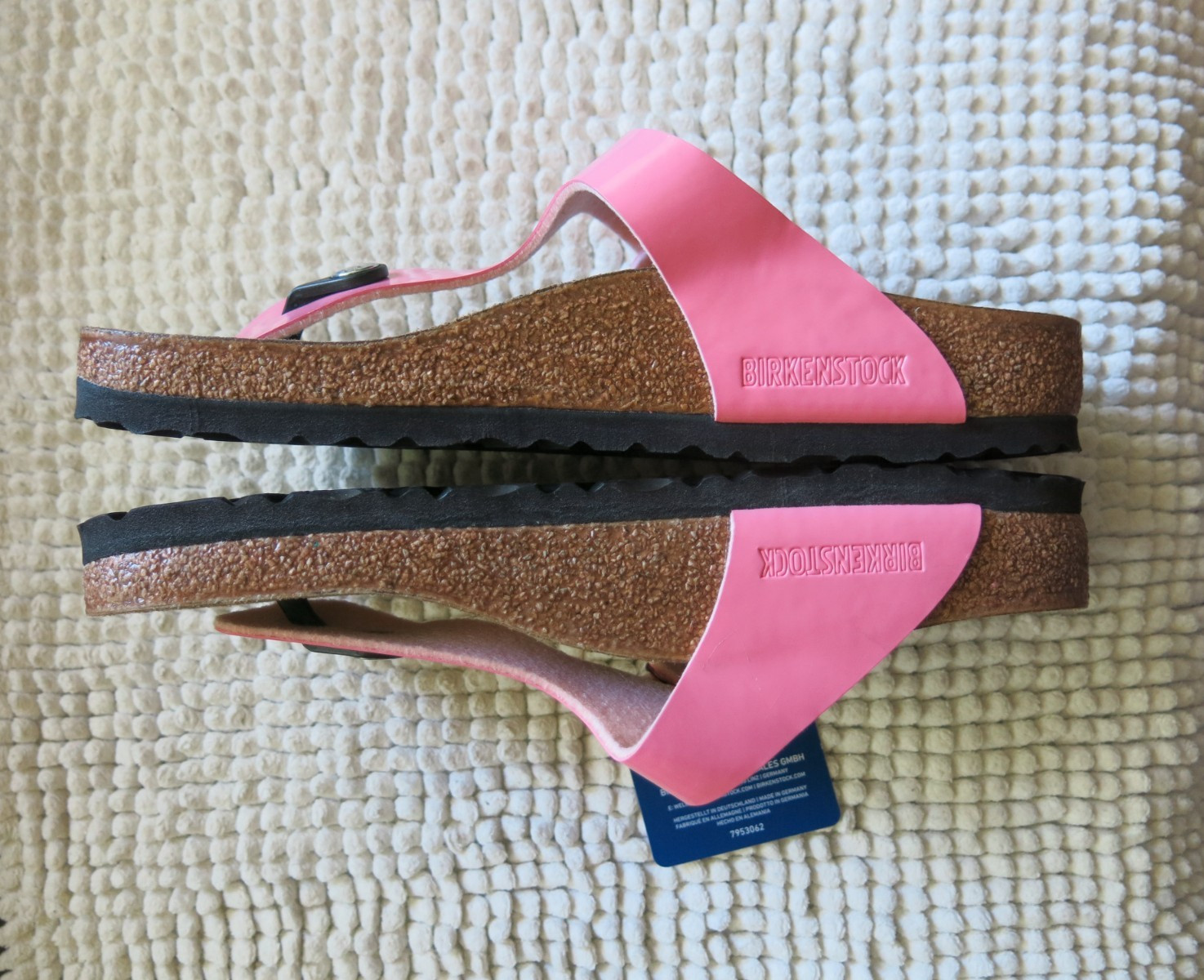 Birkenstock Gizeh Birko-Flor® Patent candy pink EU 38 US 7-7.5 regular/wide