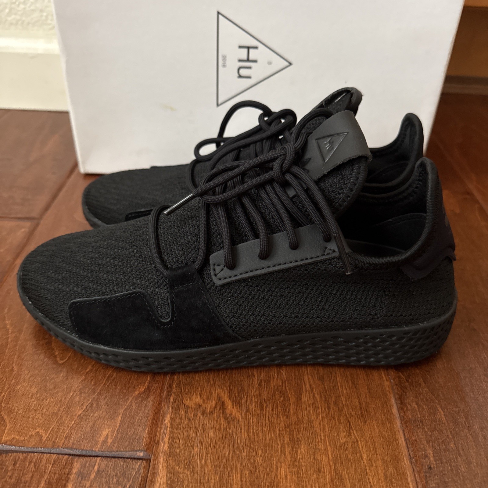 adidas Pharrell Williams Tennis Hu Size 6.5