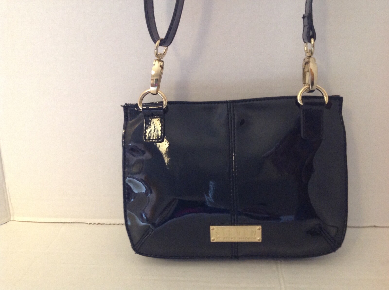 Steve Madden PU Synthetic Leather Crossbody Bag Shoulder Purse Shinny Black