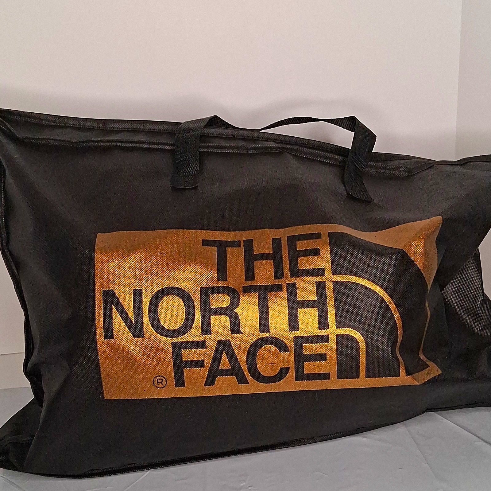 The North Face Eco Leather Nuptse Jacket Limited Edition #327/400 M Leather Pack