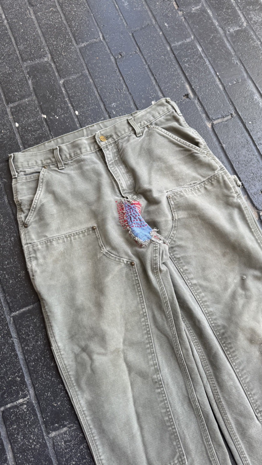 RARE VINTAGE CARHARTT DOUBLE KNEE PANTS – MOSS GREEN (B136 MOS) 33 x 32