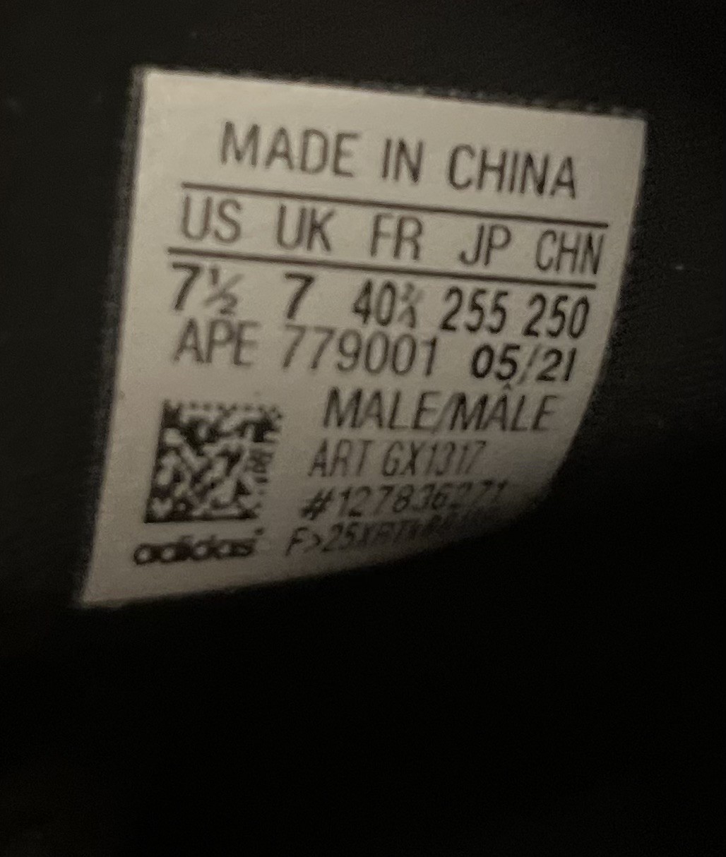 adidas Yeezy QNTM Onyx