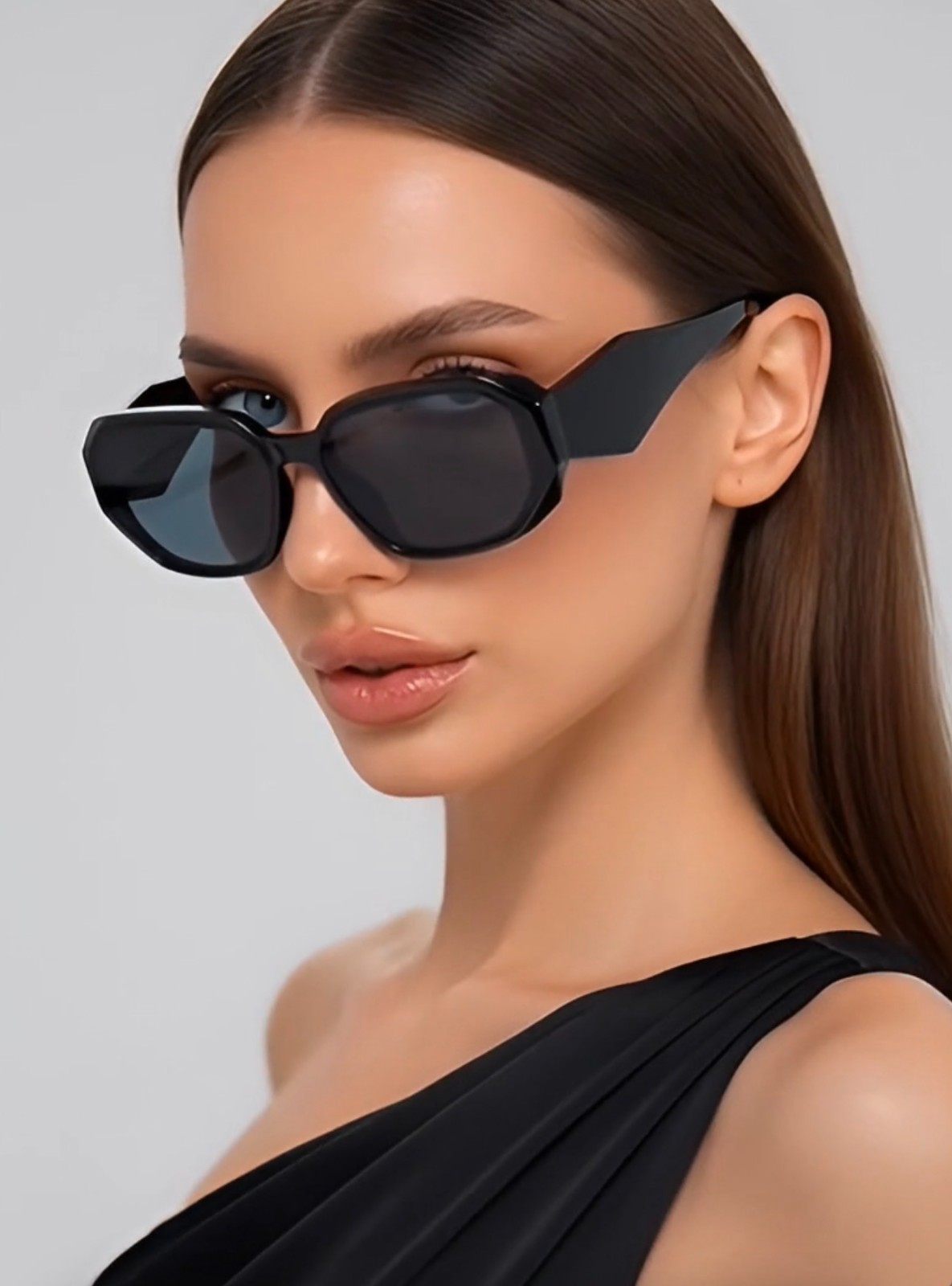 Women Sunglasses Fashion Designer Small Square Frame Luxury Elegant Miami Style