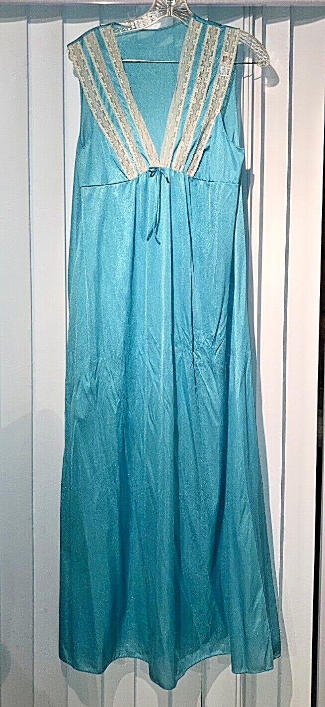 Nightgown or Robe – Choose from Drop Menu Vintage Used and Vintage New Old Stck