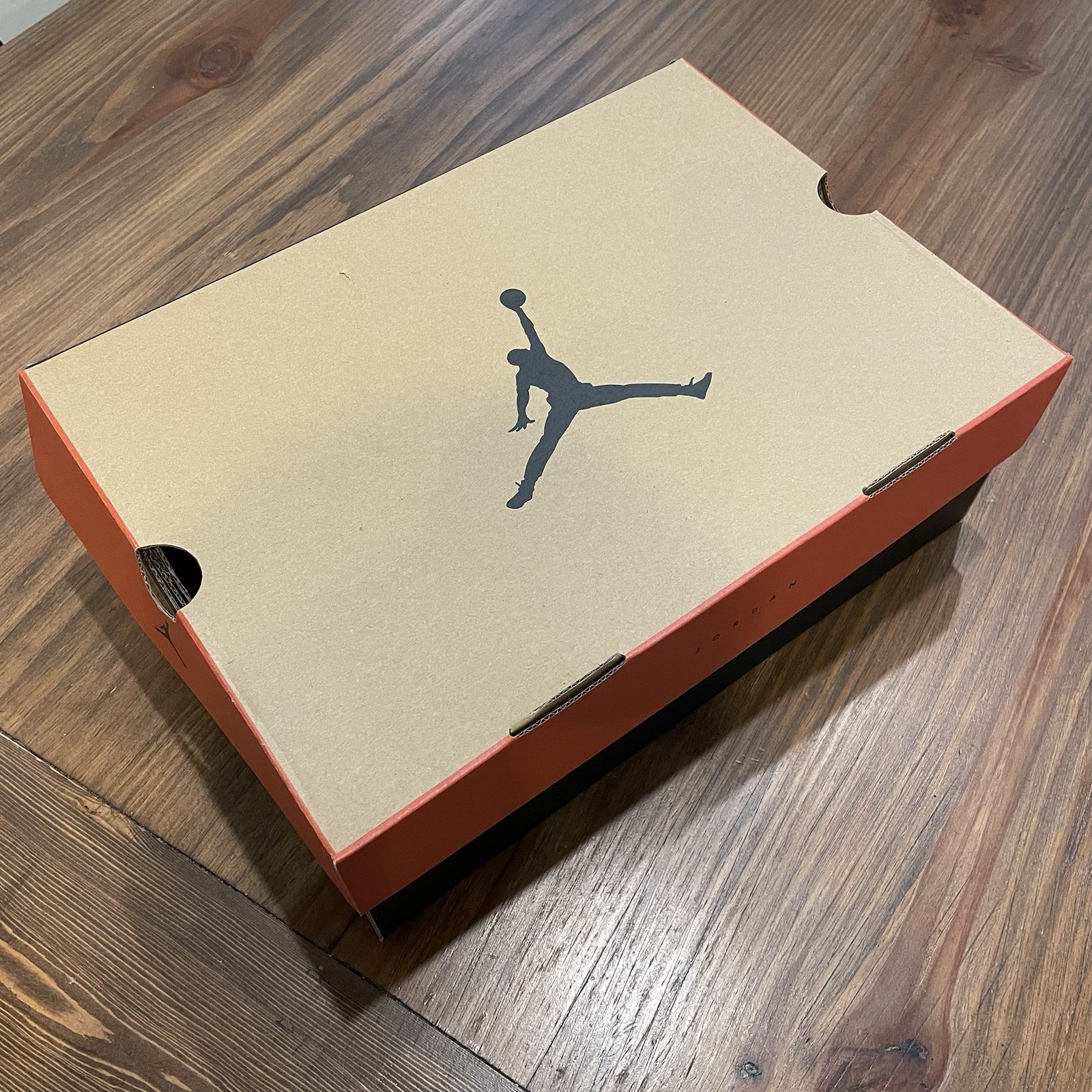 Air Jordan 12 Retro – Playoff 2022 – CT8013-006 – Men’s Size 8.5