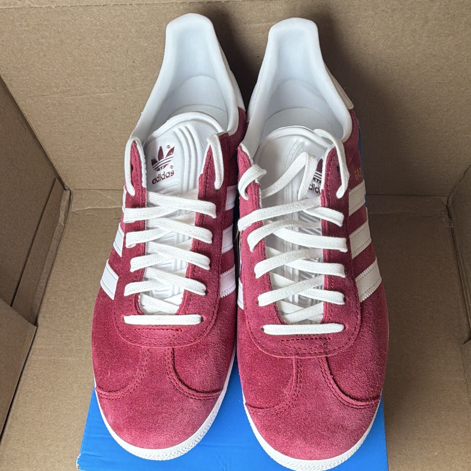 adidas Gazelle Men’s Low Top Lace-Up Suede Sneakers Burgundy/White B41645