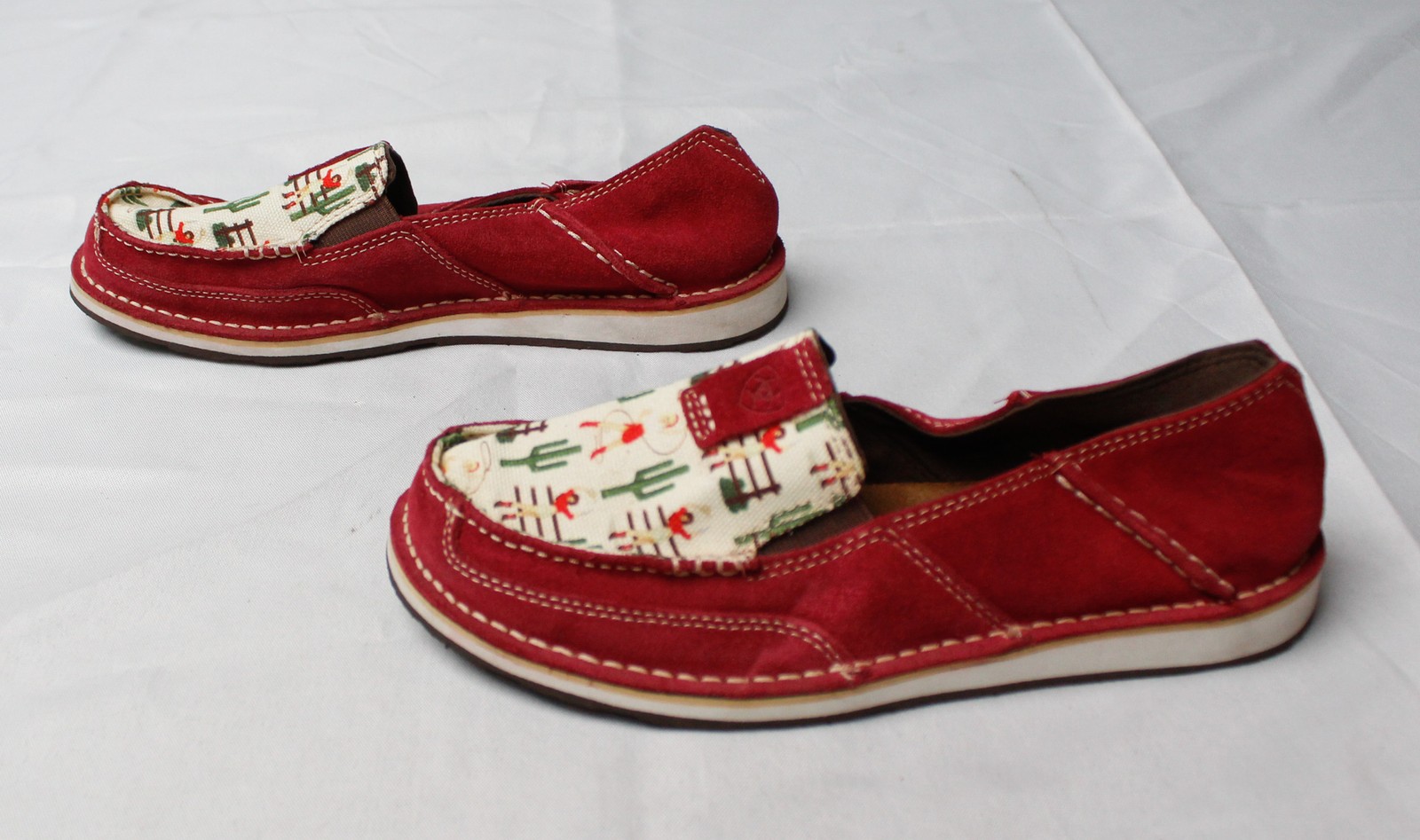 Ariat Women’s Vintage Cowgirl Shoes AC2 Cruiser Red Size US:8.5B EU:39M UK:6M