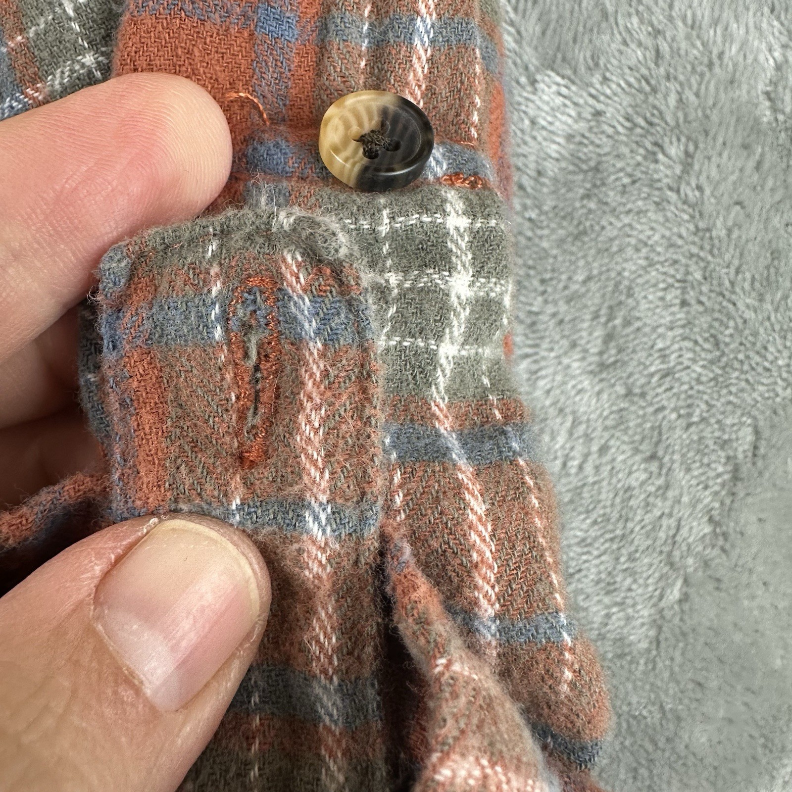Love Notes Flannel Women’s L Orange Blue Plaid High Low Hem Roll Tab Sleeve