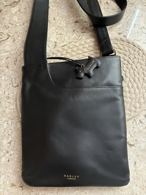 Radley London Black Leather Medium Crossbody Bag/Purse – NEW W/O TAGS