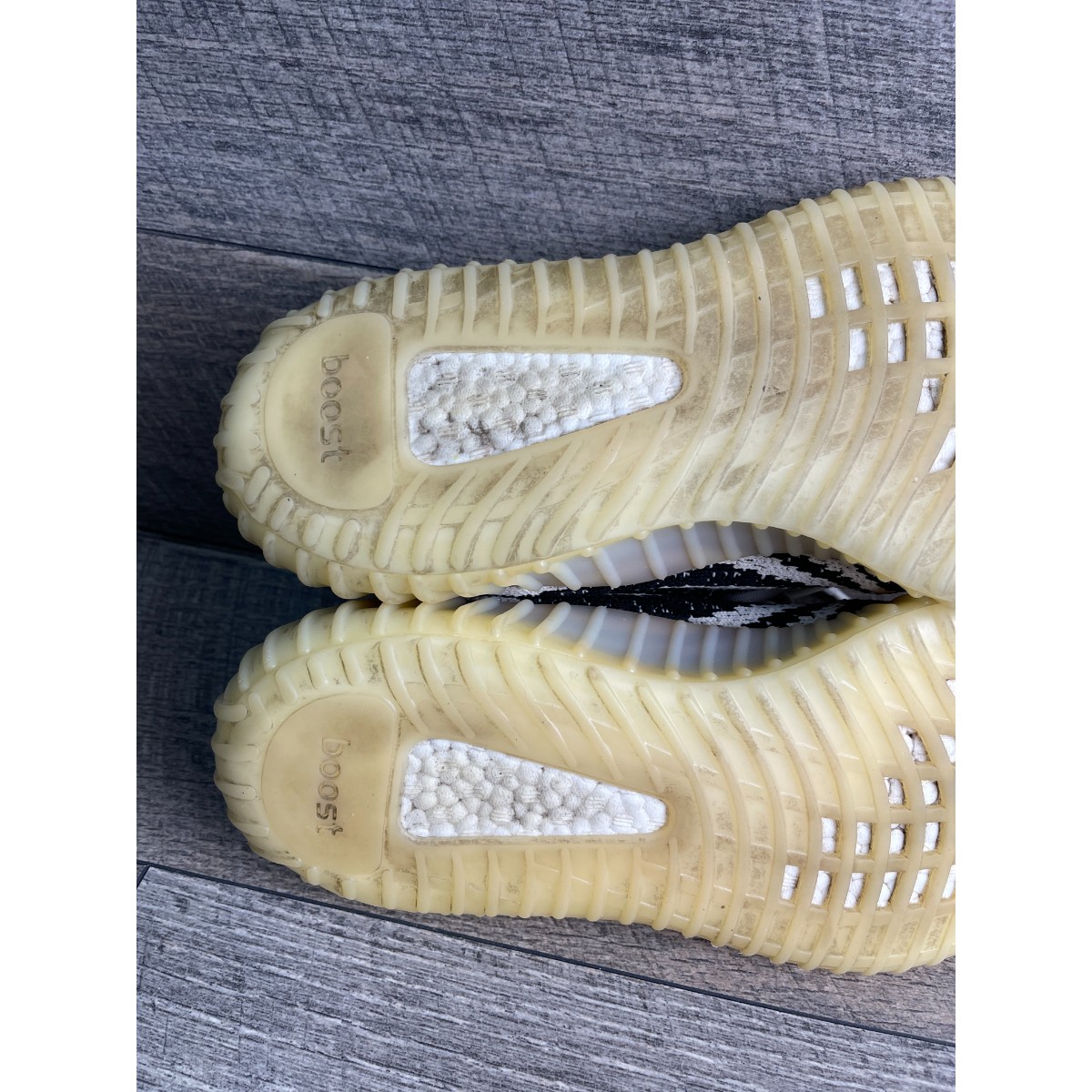 Adidas Yeezy Boost 350 V2 CP9654 Men 11 Running Shoes White Zebra Print Sneakers