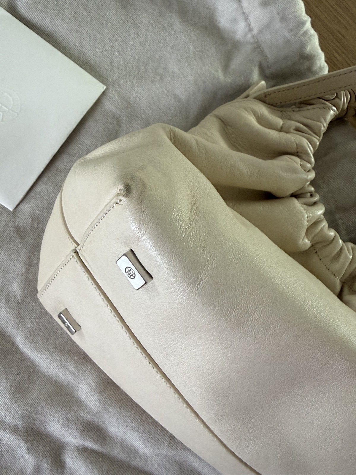 Pre-owned: The Row Double Circle Small Bag Two Way Ivory with shoulder strap
