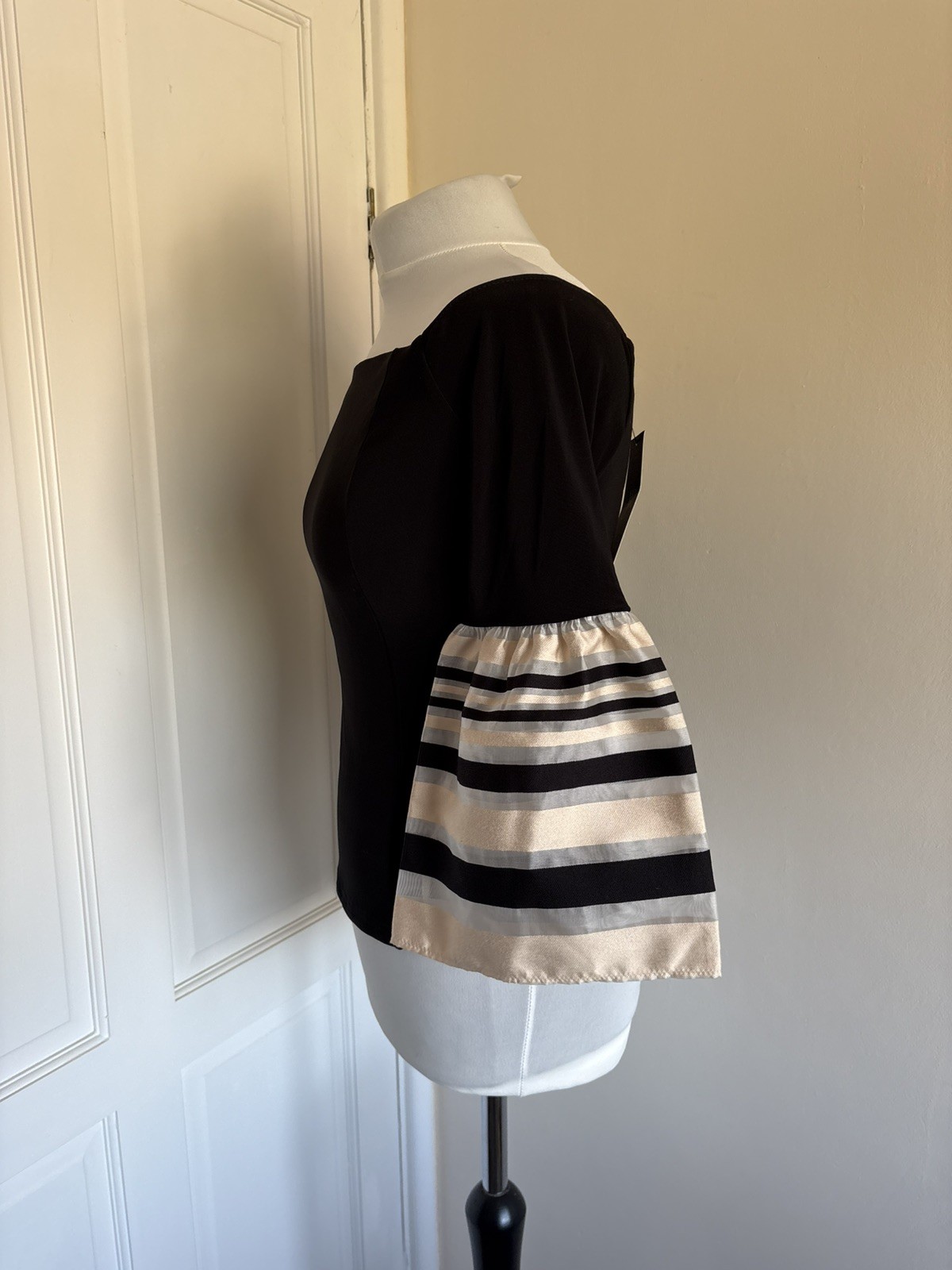 Joseph Ribkoff Ladies Black Off the Shoulder Flared Sleeve Top Size UK 12 BNWT