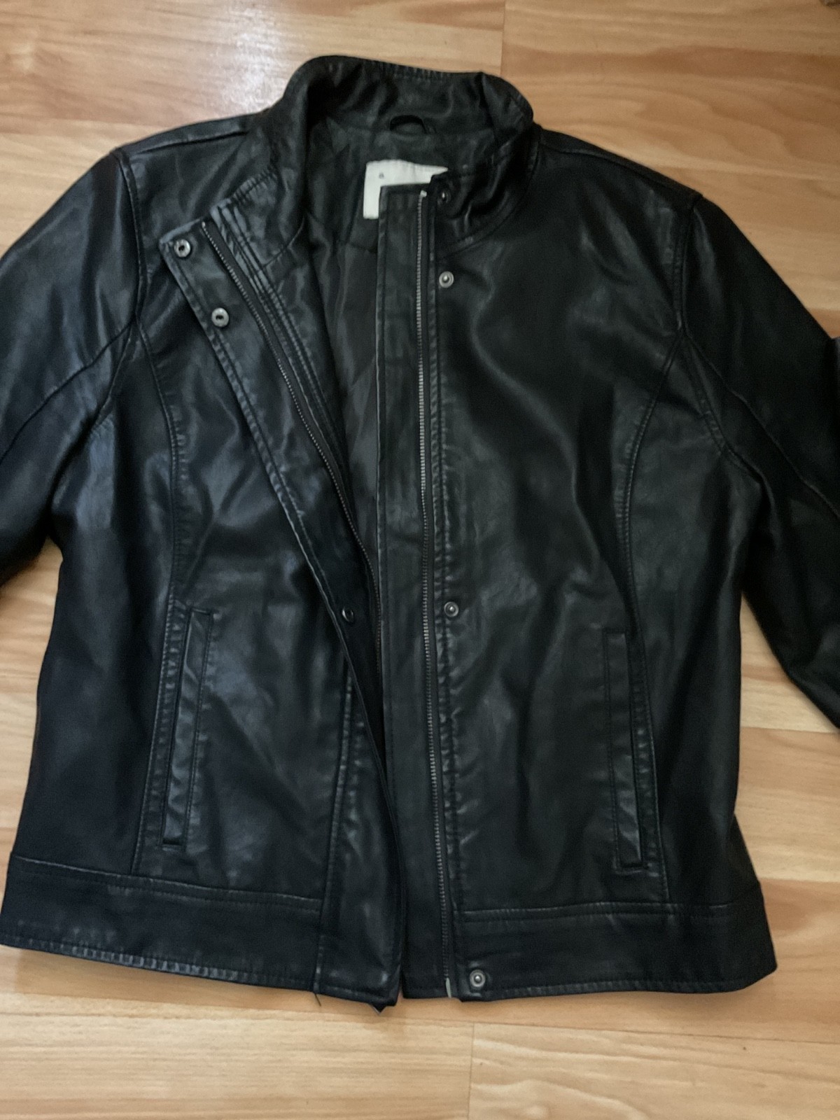 Women’s Faux Leather Jacket Small