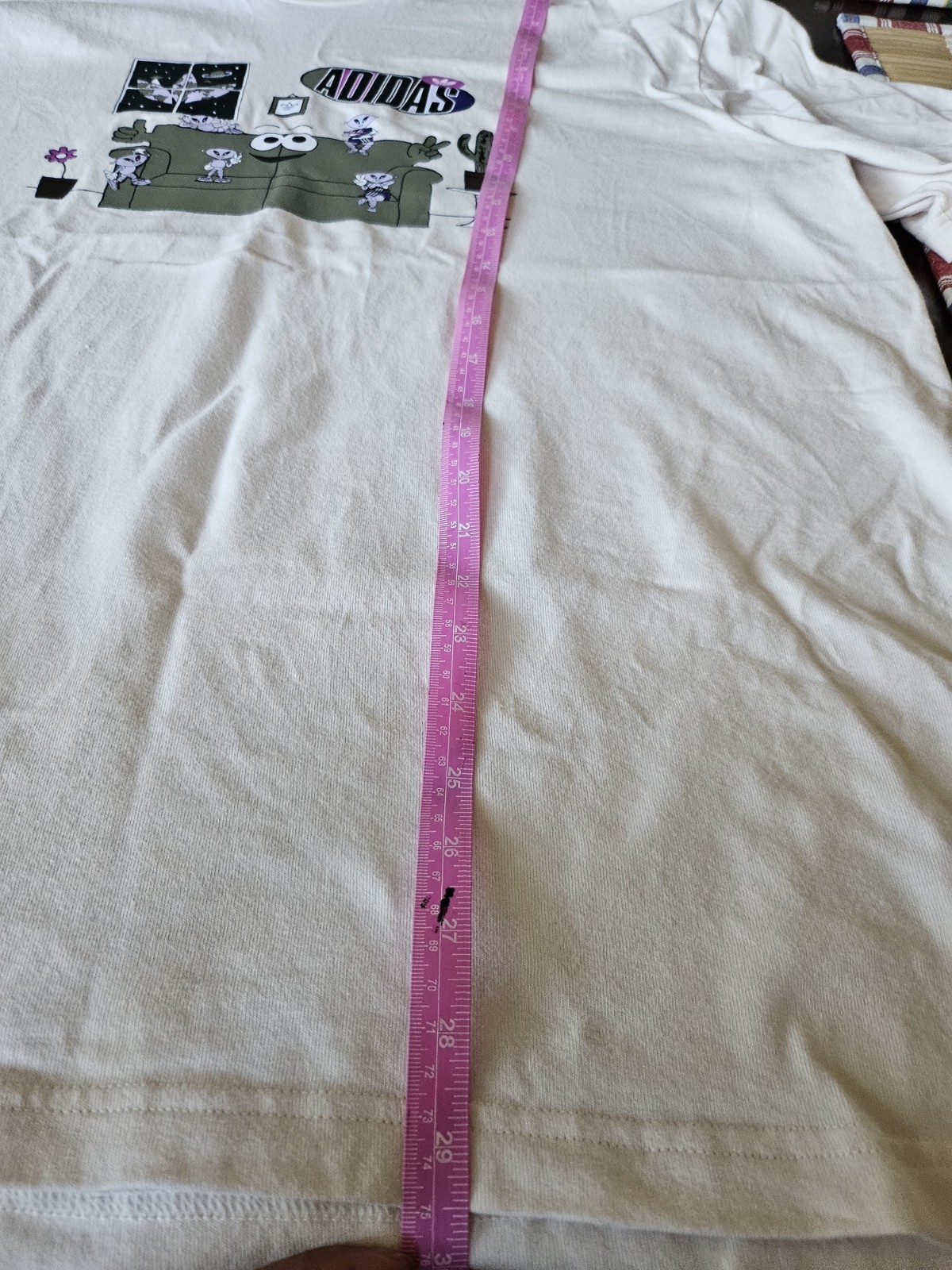 Adidas Trefoil A33 GTEE Beige Men’s Size XL Rare and Unique Grafic Tee