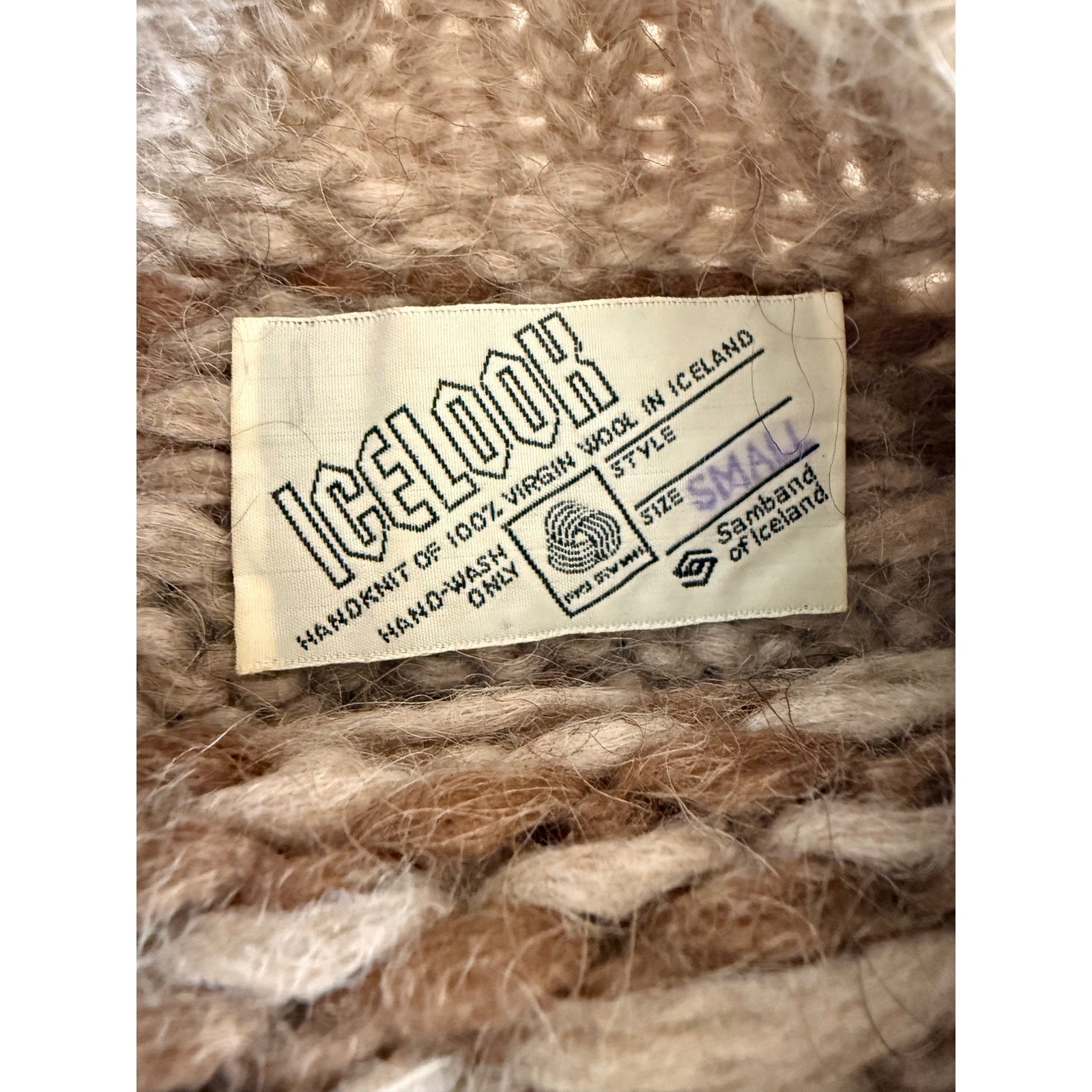 Icelook Vintage Handknit 100% Virgin Wool Icelandic Lopapeysa Sweater Small