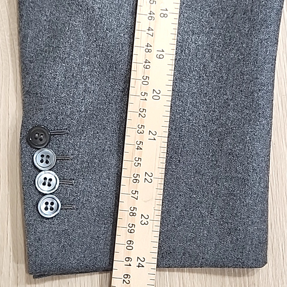 Brioni Bespoke 100% Wool Suit Men 42R Gray 2 Button Pleated Cuffed Pants Italy