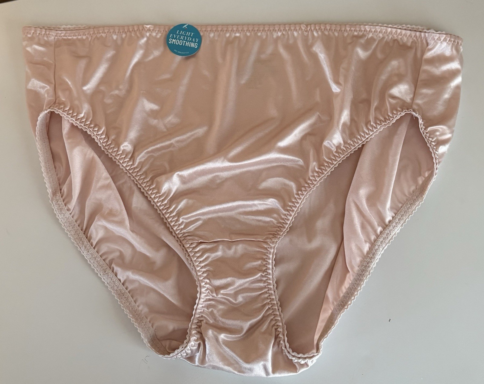 VANITY FAIR RADIANT COLLECTION LGT CONTROL UNDERSHAPERS 3 PAIRS 12/5XL PANTIES