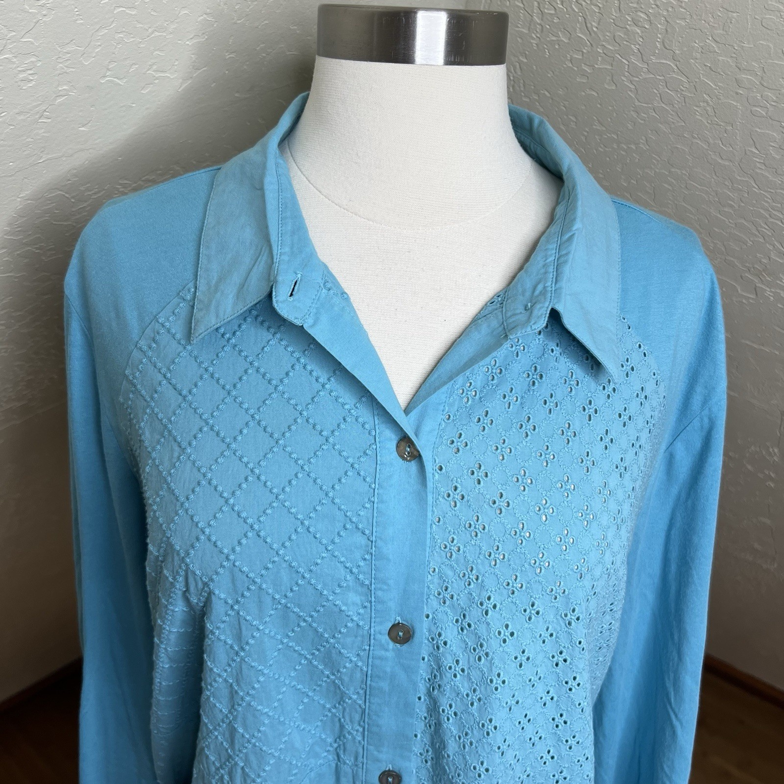 LOGO Lori Goldstein Cotton Eyelet Lace Tunic Top XL Button Down Boho Blue