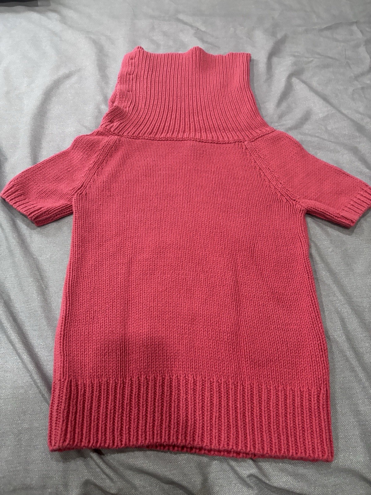 Banana Republic (XS) Magenta/Dark Pink & Loft (S) Peach Knit Sweater Top Bundle