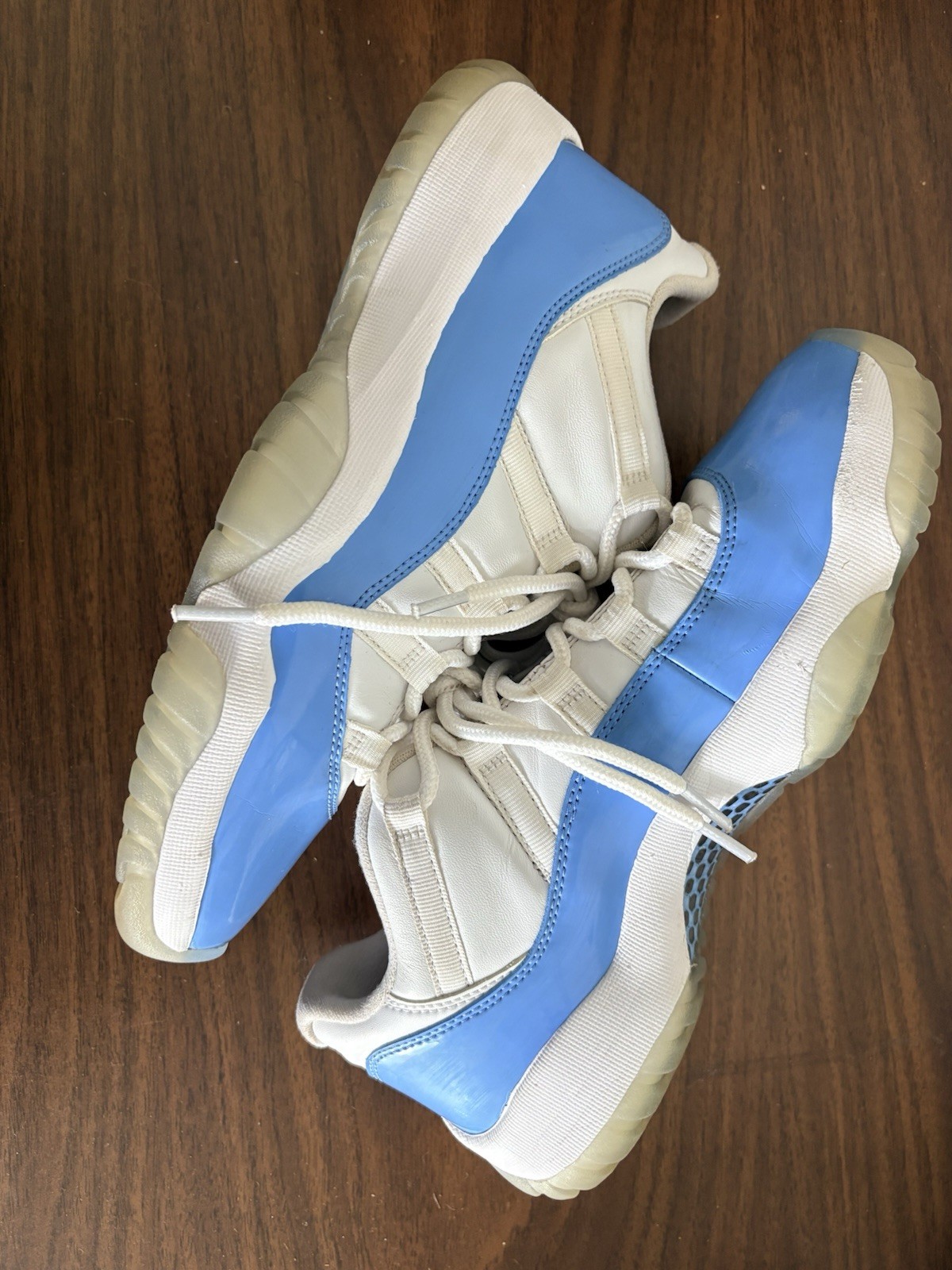 Jordan 11 Retro Low UNC 2017 Sneakers Size 8.5 Men’s 528895 106