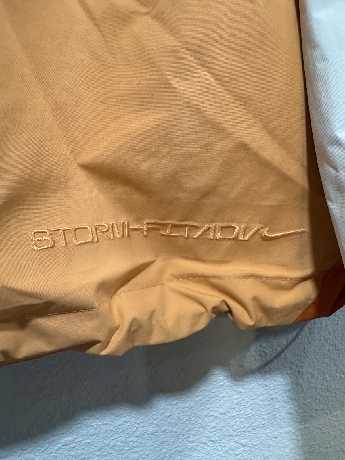 Nike ACG “Morpho” Storm-FIT ADV Rain Jacket Color block Orange White Large NWT