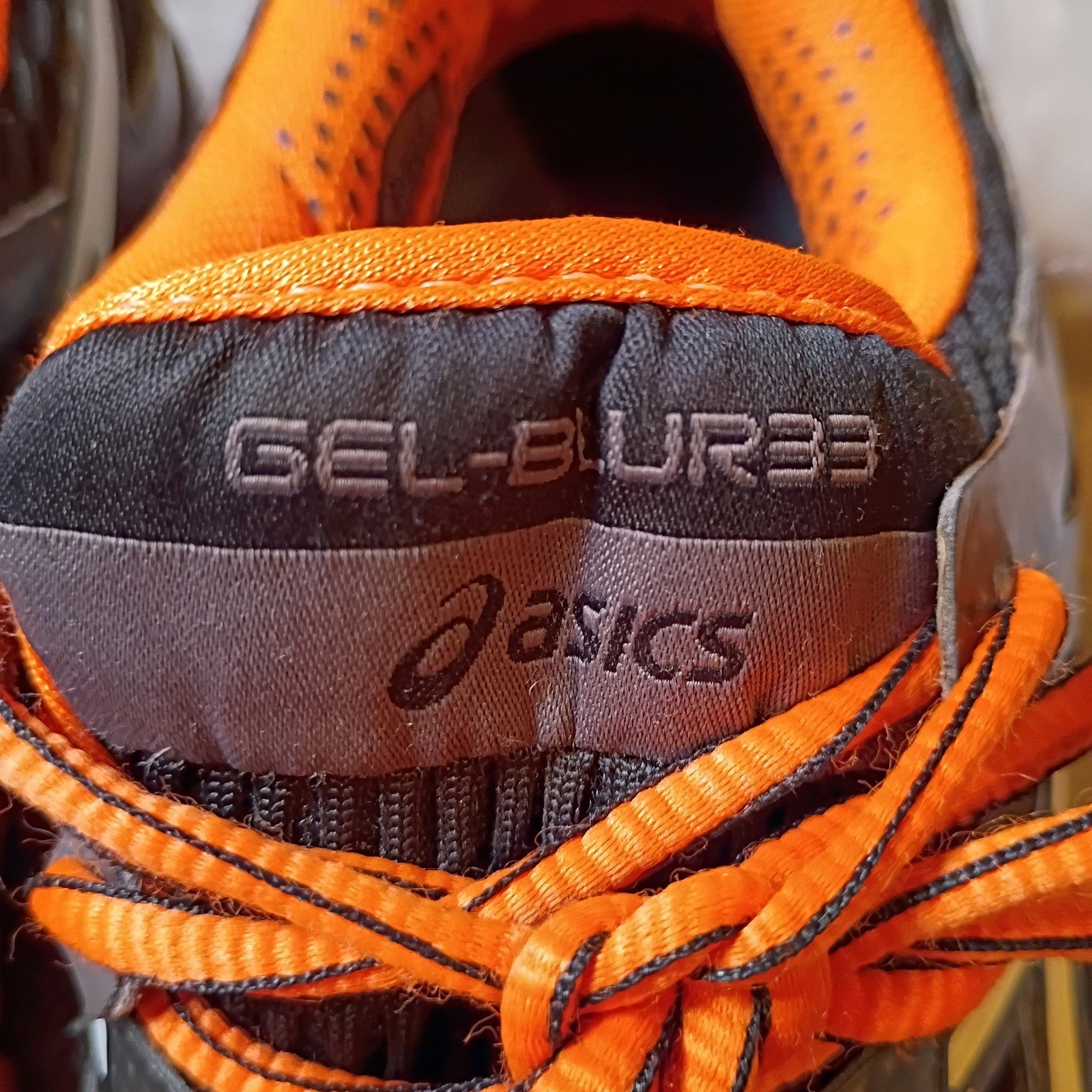 ASICS Gel-Blur33 Mens Running Shoes T2H3N Black Orange White Size 9 Sneakers Y2K