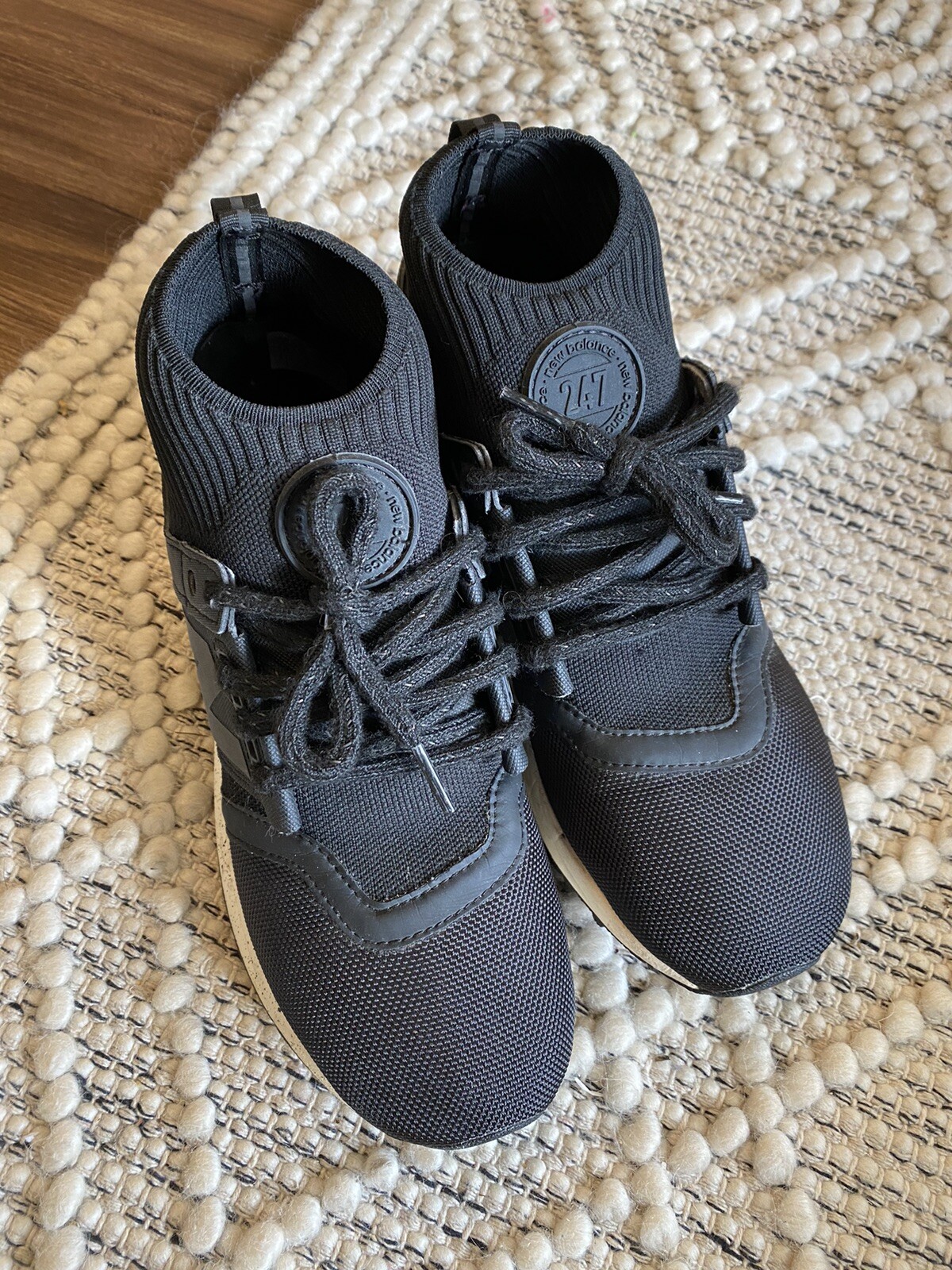 New Balance 247 mens 7.5
