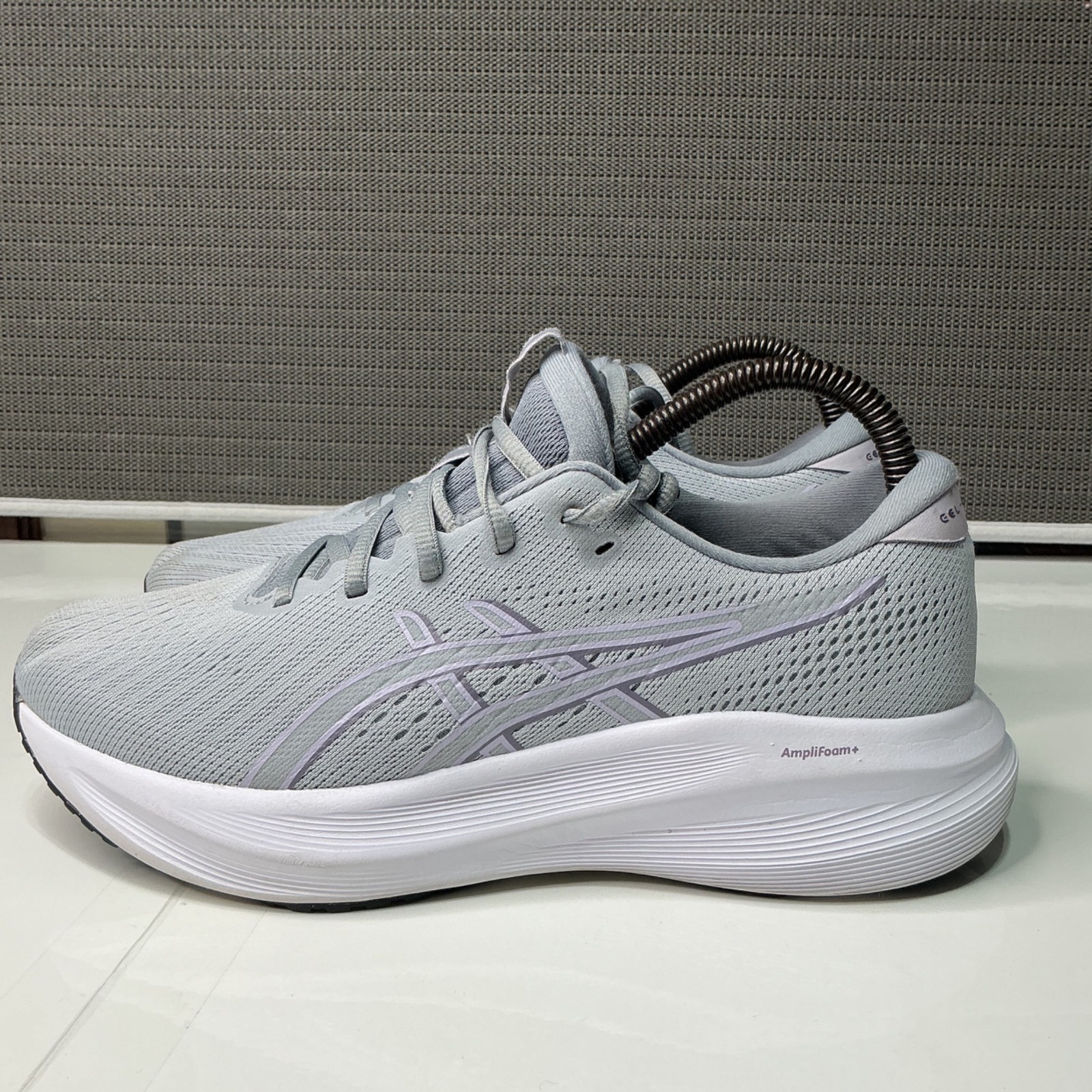 ASICS Gel-Excite 11 Running Shoes Women’s US 9.5 Light Gray Mesh Sneakers