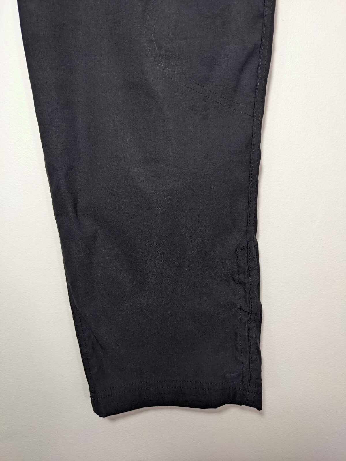Eddie Bauer Womens Rainier Capri Hiking Nylon Spandex Travel Pants Stretch sz 8