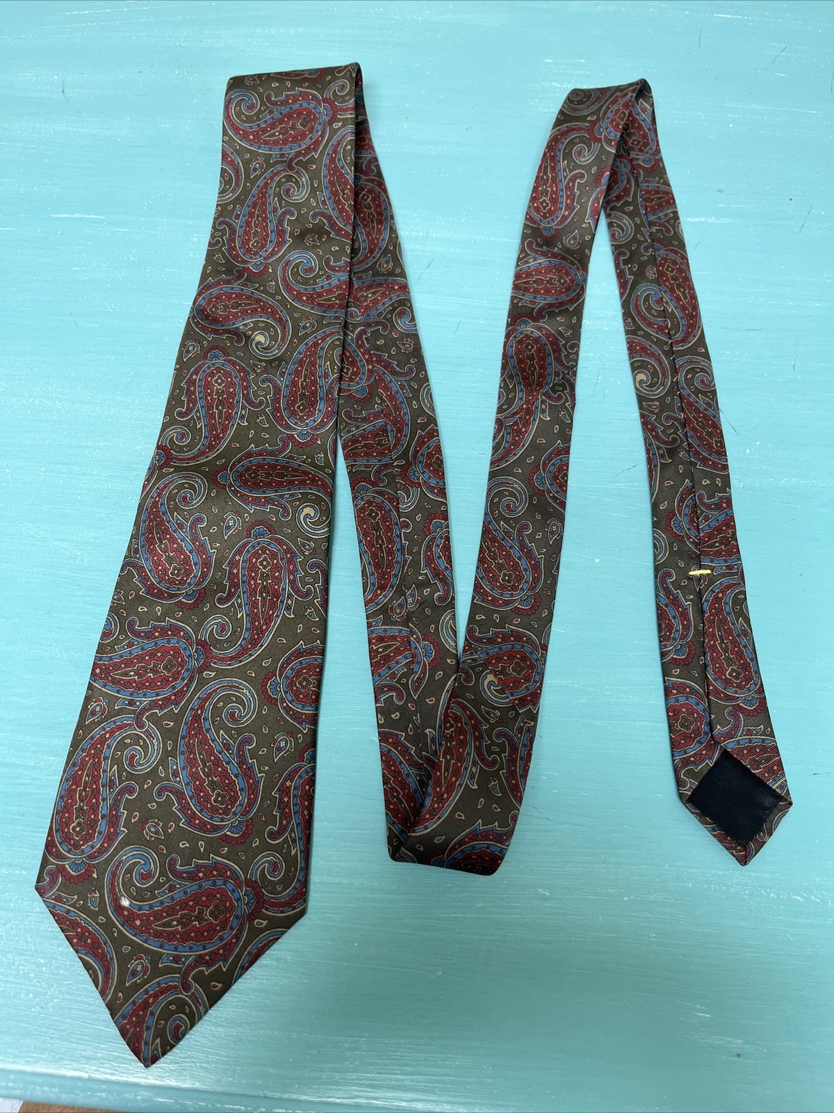 Wembley Men’s Neck Tie. Pure Silk Classic 57-60” Tie