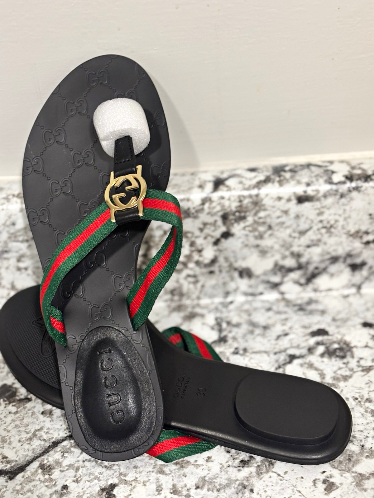 Gucci Black/Green/Red/Gold Logo Slip On Flat Thong Slide EU39/US9 woman 6.5-7men