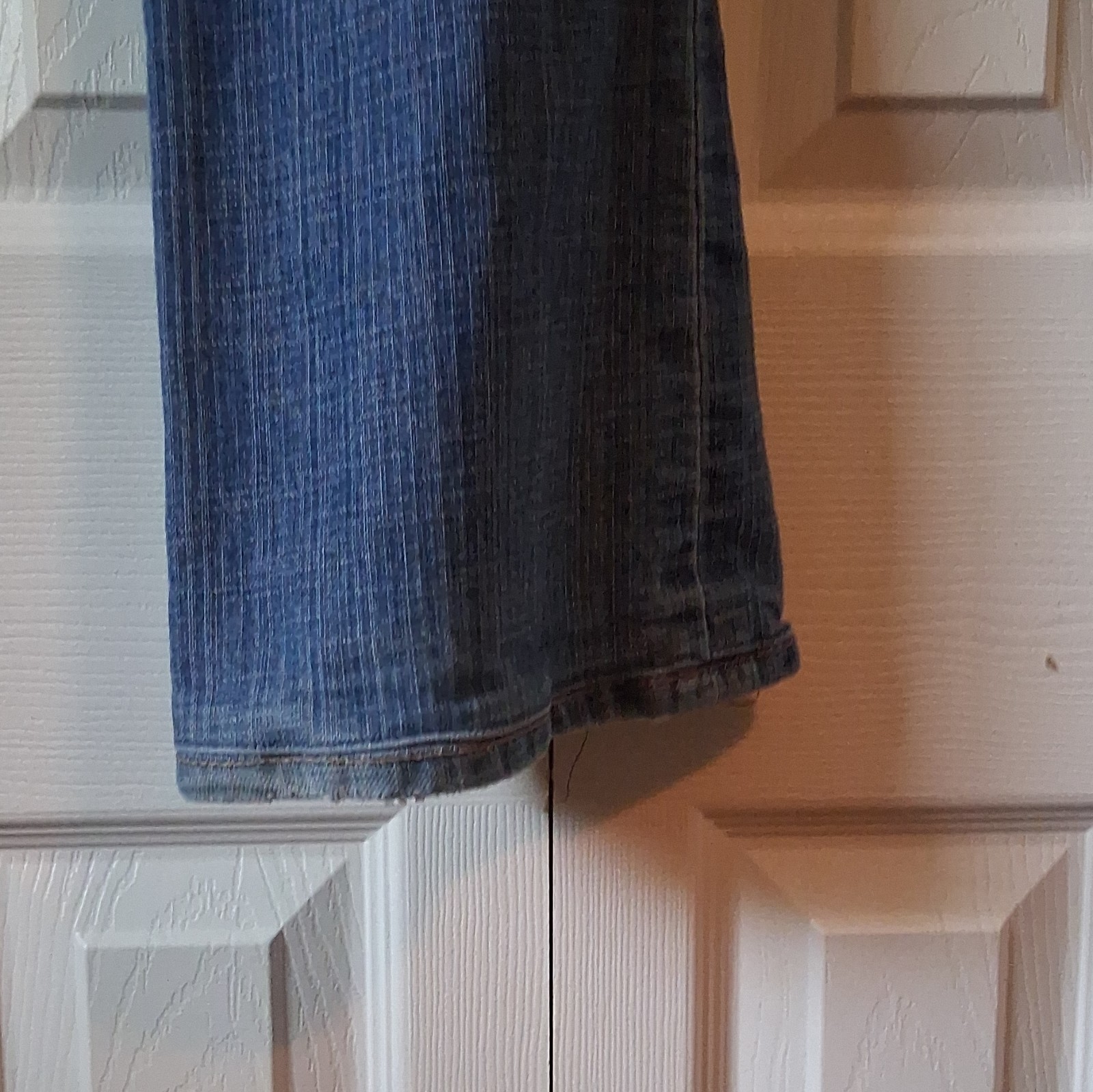 Seven7 Women’s Bootcut Blue Medium Wash Denim Jeans Cotton 5-Pocket Embroidered