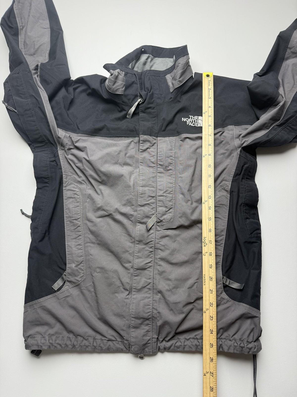 The North Face Jacket Mens Small Gray Black Hooded Full Zip HyVent Ski Snow