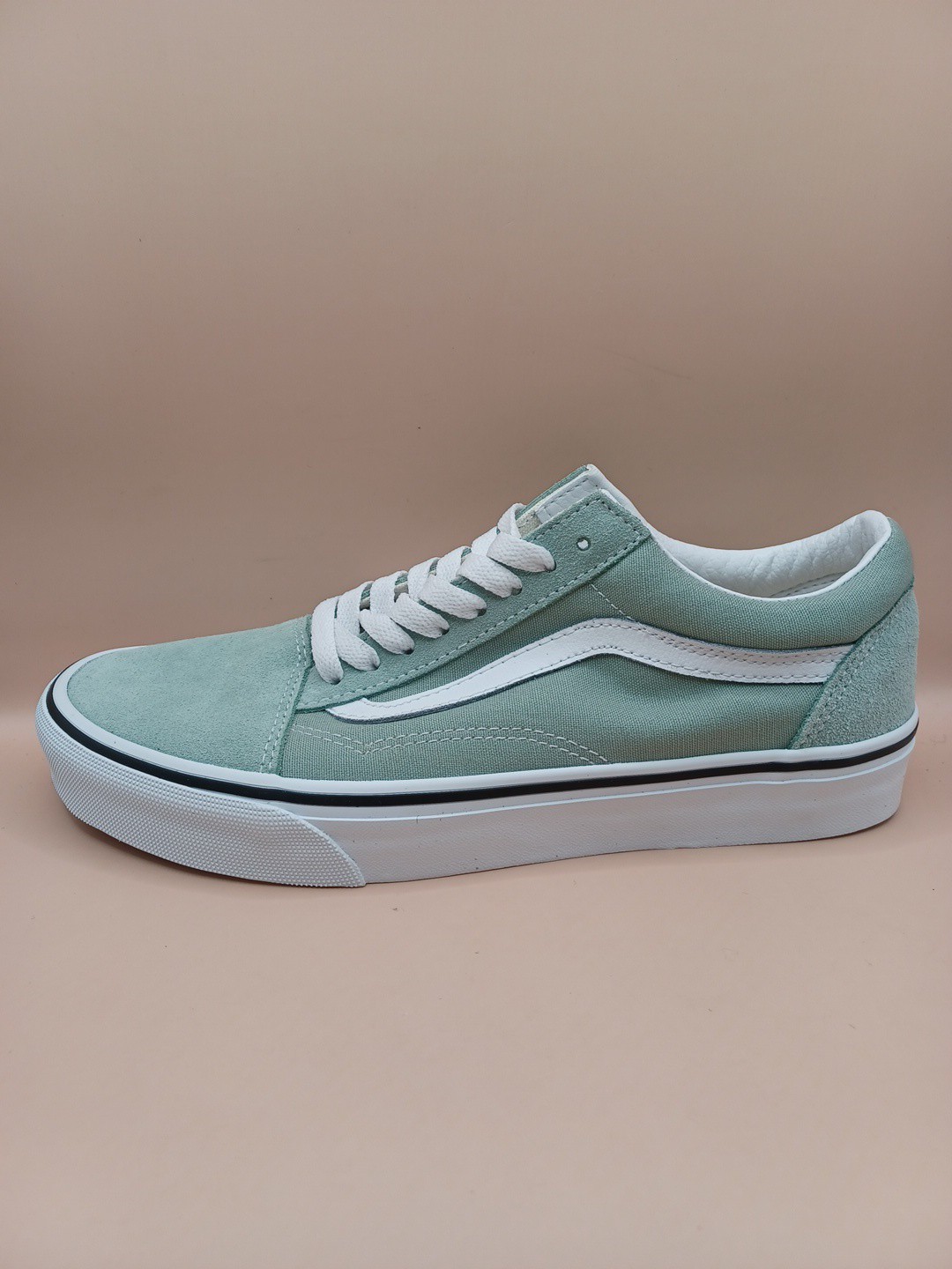 Vans Old Skool Lace Up Shoes-Olive Size Men 8 Women 9.5 US