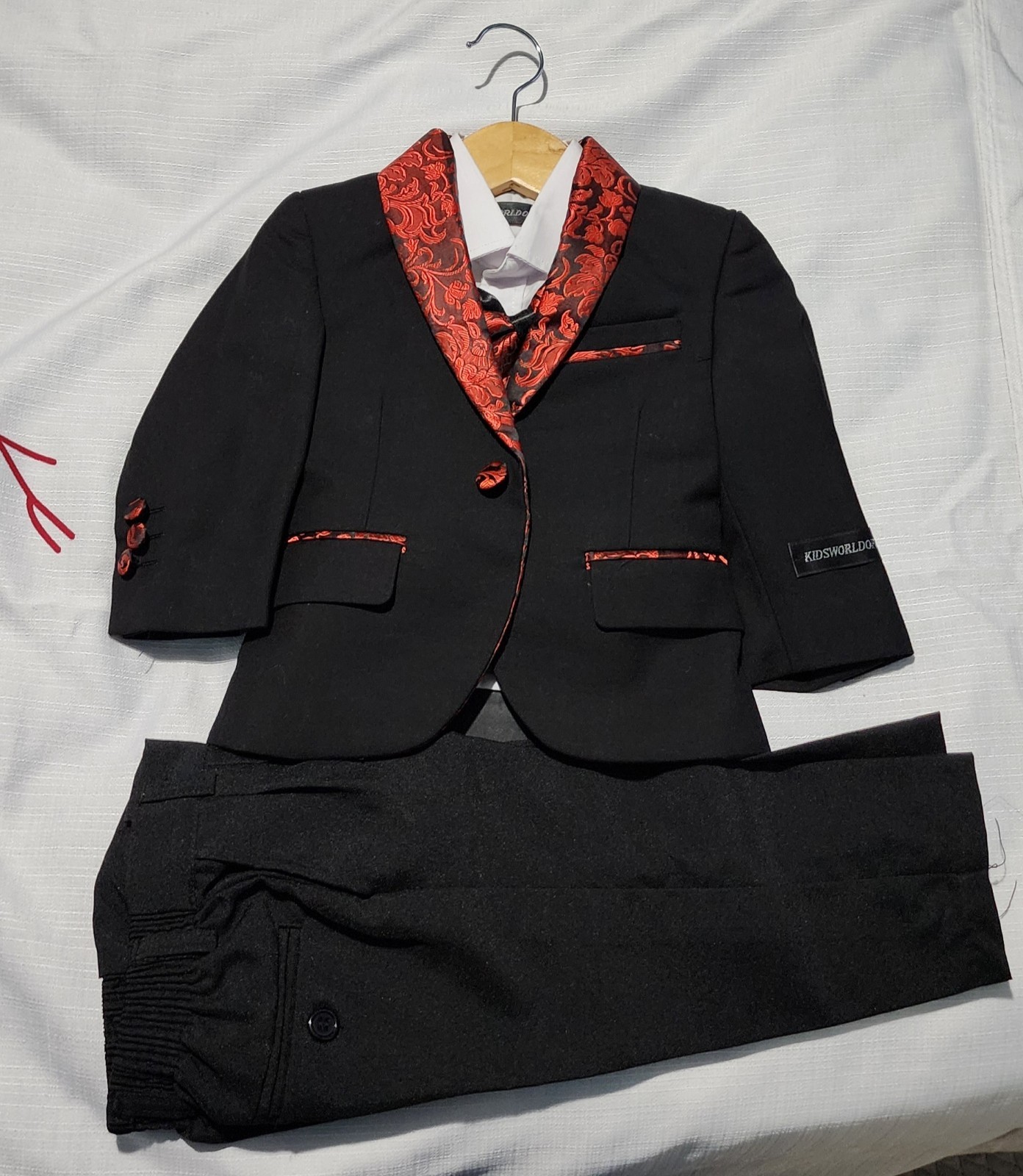 Kids World of USA Boys 5pc Black Red Paisley Tuxedo Suit Set size 1 year