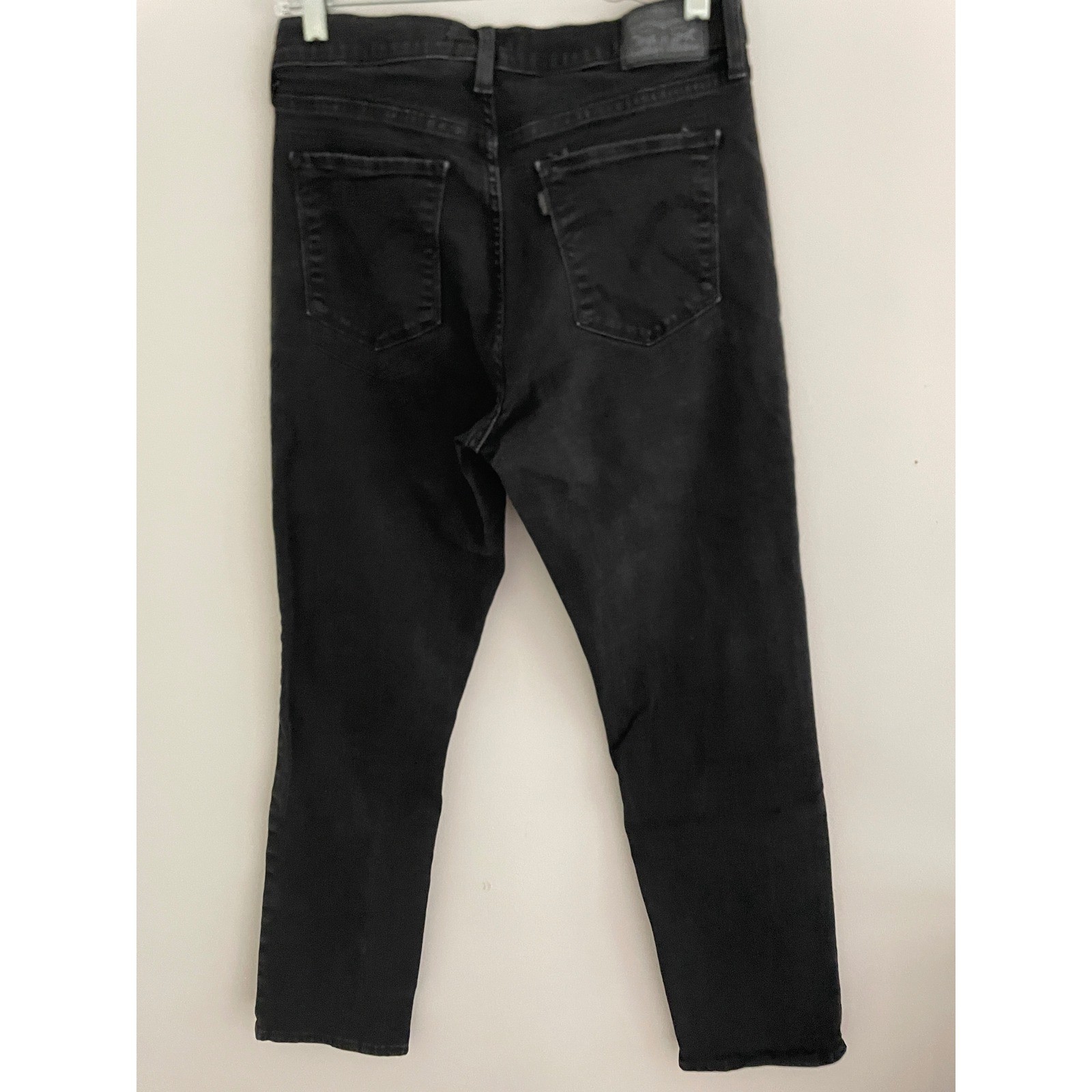 Levis Womens Classic Straight Leg Jeans Black High Rise Size 8 Stretch Denim